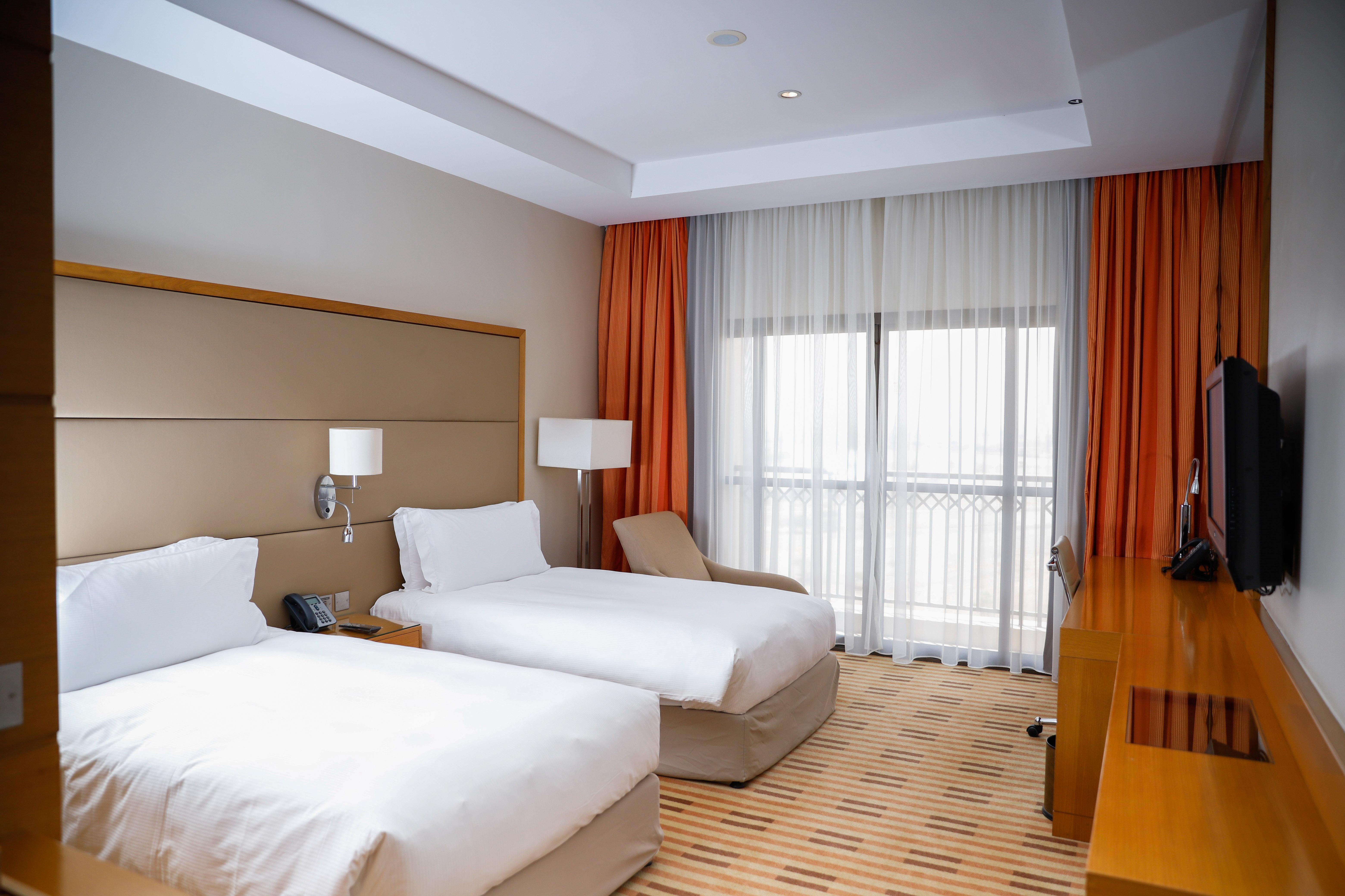 Crowne Plaza Sohar By Ihg Hotell Exteriör bild